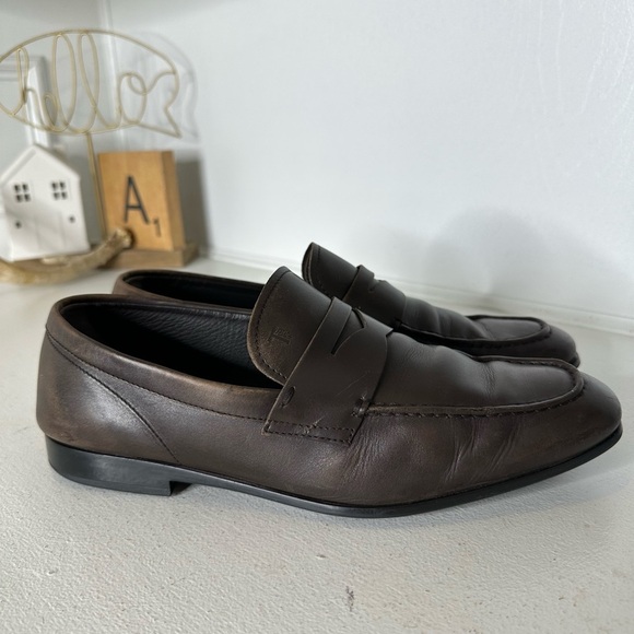 Tod’s Leather Penny Loafers – Classic Vintage-like Brown Men’s 8.5 / Women’s 10 - Picture 5 of 9
